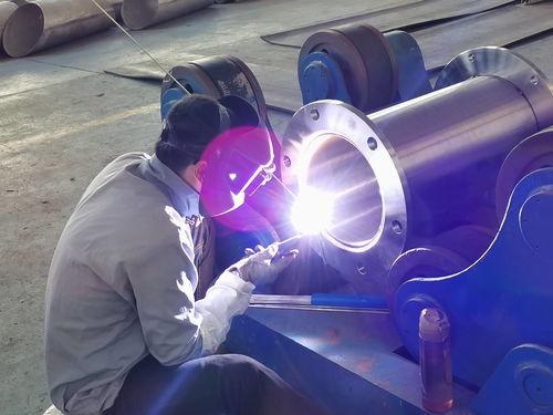 氩弧焊加丝手法视频,氩弧焊加丝手法实操视频解析